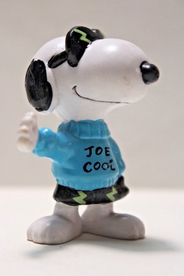 snoopy joe cool figurine