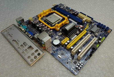 Foxconn N15235 A76GMV AMD Athlon X2 260 Scheda Madre II con IO/BACK PLATE 