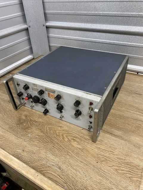 Hewlett Packard Hp 214A Pulse Generator / Used No Cord Untested Read