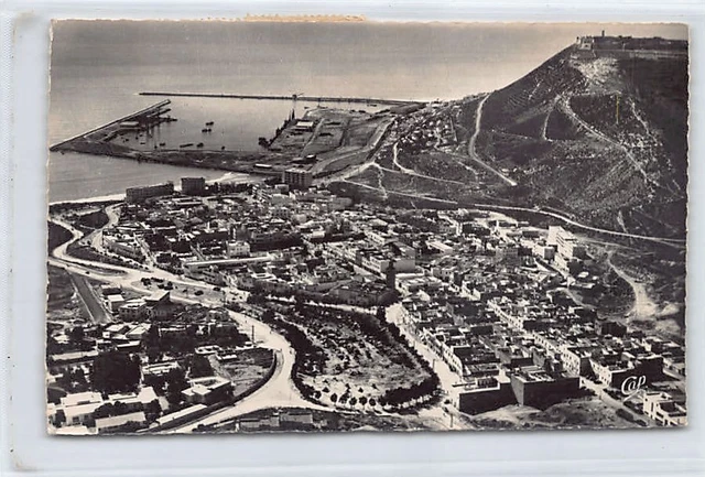 Maroc - AGADIR - Vue aérienne sur Talbordit, le port et la Casbah
