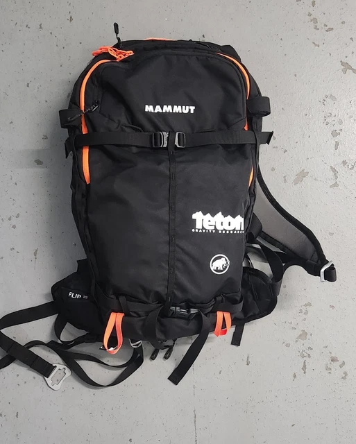 Mammut x TGR Flip Removeable Airbag System 3.0 22L, Backpack, Multiple Pockets.