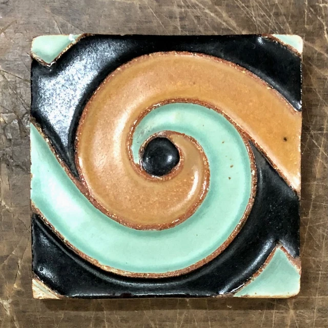 Vintage Mosaic Tile Co. Swirl Design
