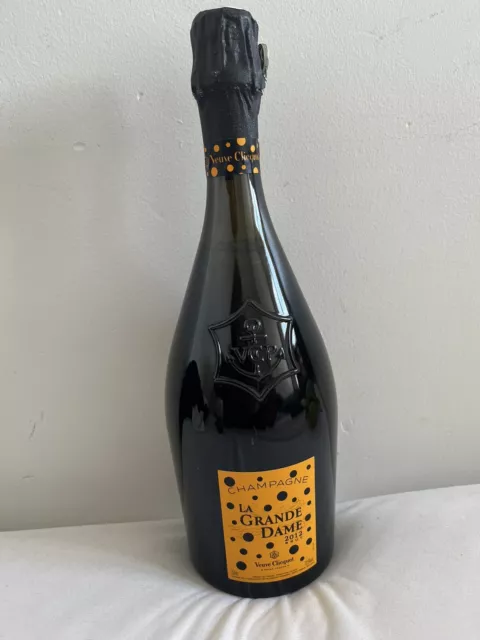 Champagne Veuve Clicquot Ponsardin Yayoi Kusama la grande dame 2012 Pleine Neuve