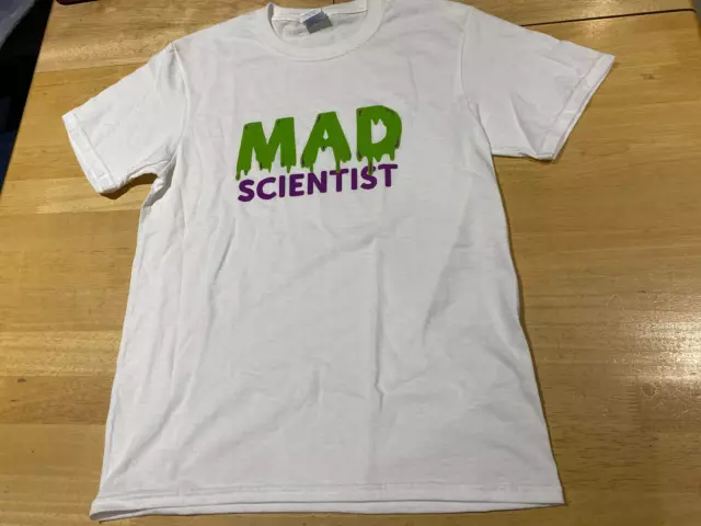 Mad Scientist Graphics White T-shirt Unisex Youth Size M