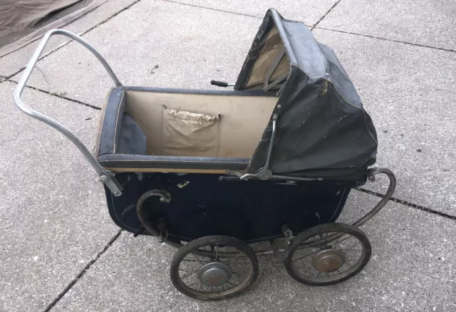 Vintage Thayer Baby Carriage Baby Stroller Bassinette, Deluxe Buggy (Rough Shape