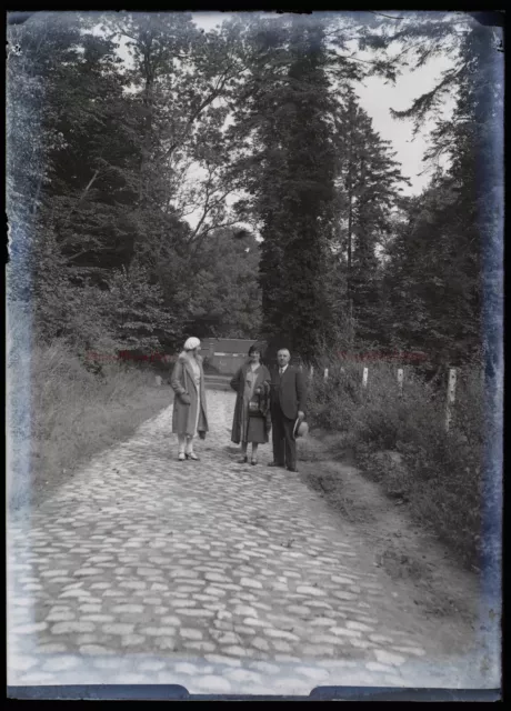 Famille Route de montagne c1930 Photo NEGATIVE Plaque de verre Stereo Vintage 