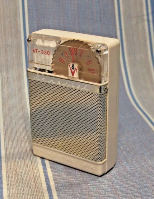 Petite Model NTR-150 Transistor Radio - Photofact