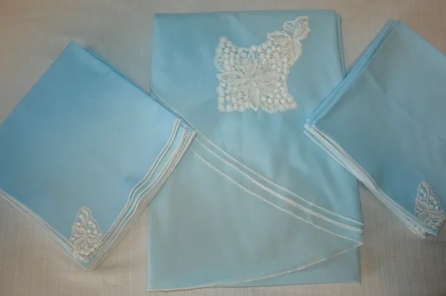 Vintage Linen Cutwork Tablecloth 12 Napkins Blue white 98 x 59