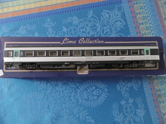 V516 - voiture 2eme classe CORAIL B11tu - SNCF - LIMA HO - - Collection