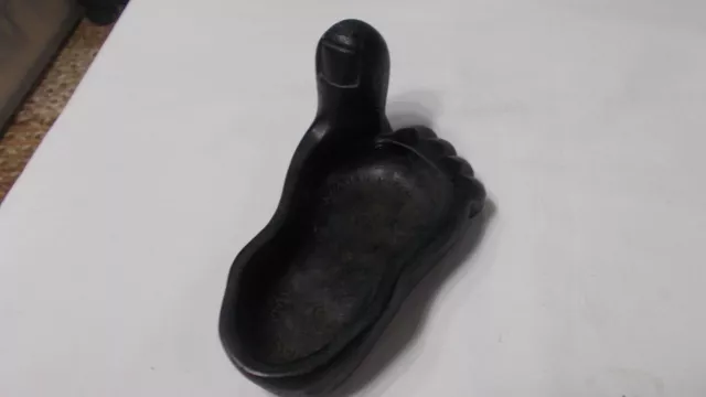 VINTAGE COCO JOE'S LAVA Hitch Hiker SOUVENIR ASHTRAY HAWAII Foot Big Toe