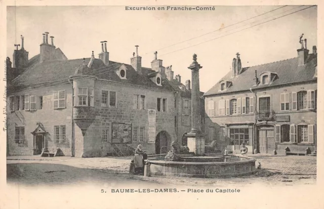 BAUME-les-DAMES - Place du Capitole