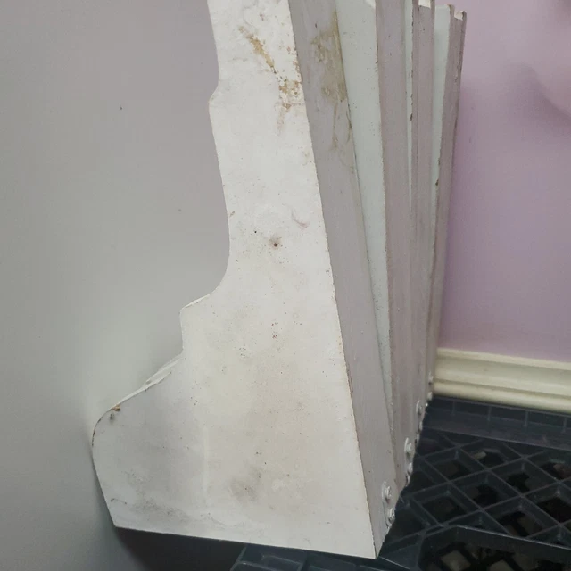 4 White Wood Corbel