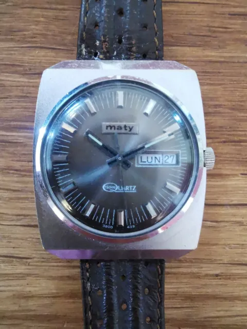 Maty Quartz Date Montre Bracelet Ancienne Vintage Fonctionne P1392