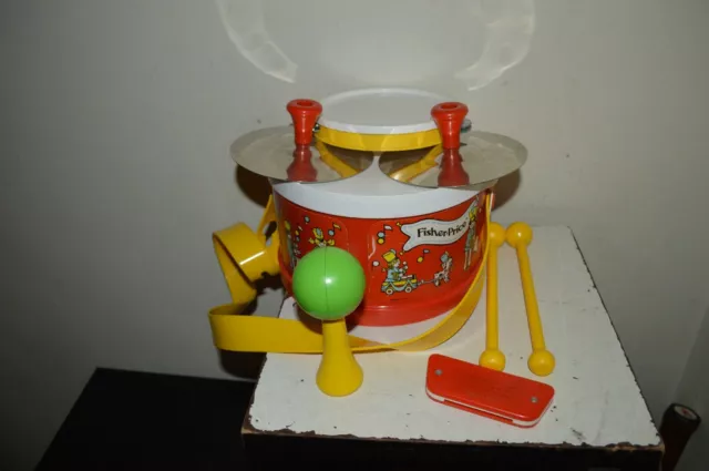 Ancien Jouet Fisher Price Le Tambour  Symballe Harmonica  Maracas Tambourin 1970