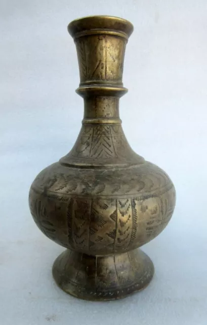 Antique Ancien Rare Laiton Main Sculpté Islamique Home Décoratif Fleur Vase Pot