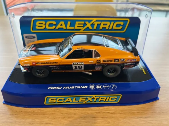 Scalextric C3671 Ford Mustang 2011 Cupsal BNIB
