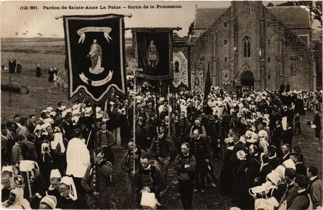 CPA AK Militaire - General Joffre et Jeunes Filles (697458)