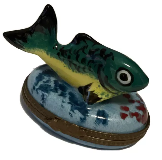 Limoges France Peint Main Fish Porcelain Box For Tiffany & Co.