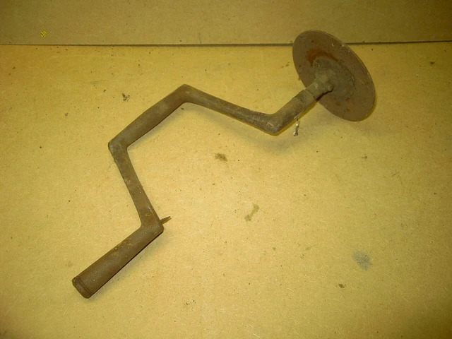 Handbohrer uralte Handbohrmaschine gebrauchter guter Zustand ideal auch als Deko