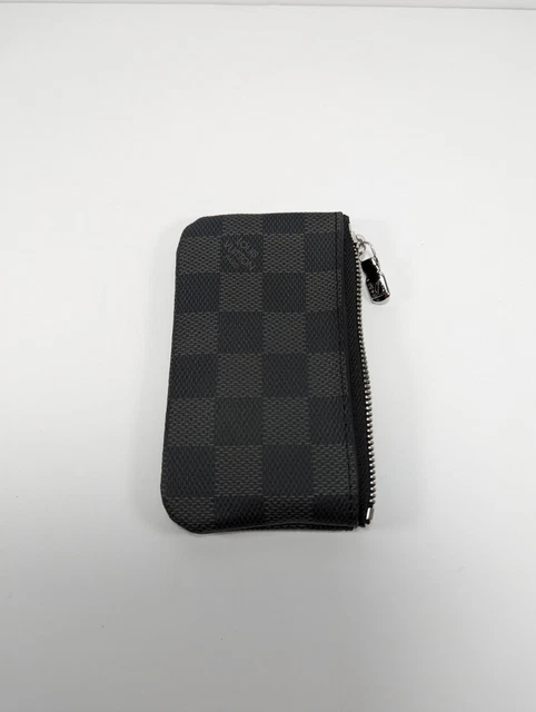 ✅Brand New 2022 LOUIS VUITTON Key Pouch Damier Graphite. N60155✅