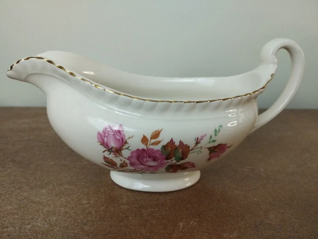 VINTAGE 1940S, JOHNSON Bros 'Old English' Pattern, Gravy or Sauce