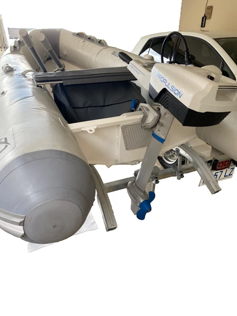Zodiac Ridgid Hull inflatable boat Zodiac Ridgid Hull inflatable boat