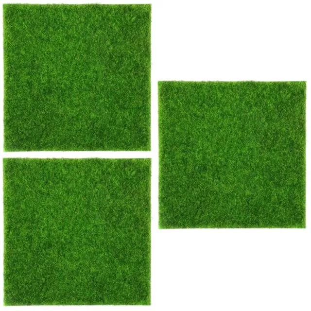 3 Pieces Plastic Lawn Miniatures Garden Grass Houseplant Accessories