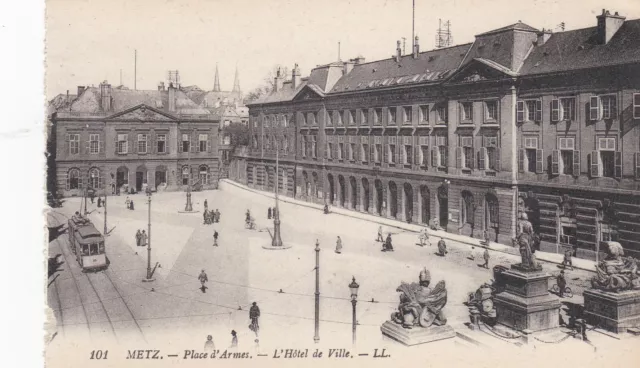 CPA 57 METZ Place d'Armes L'Hotel de Ville