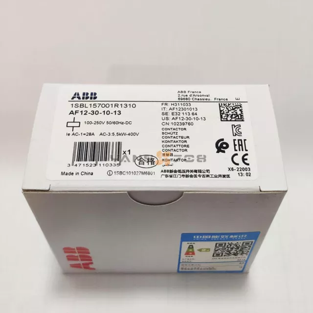 Un contattore ABB DC AF12-30-10-13 100-250 V nuovo