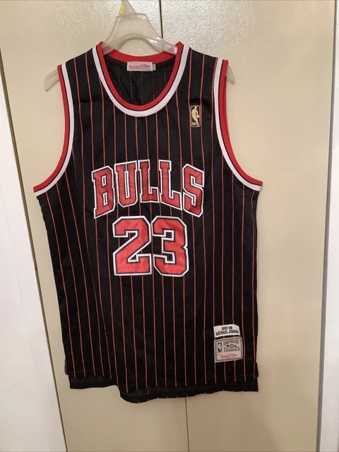 Pinstripe bulls jersey