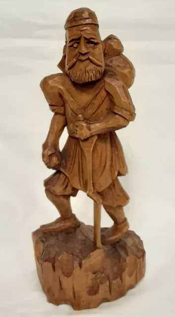 Holzfigur, Skulptur, Standfigur, " Wanderer / Wandersmann ", handgeschnitzt