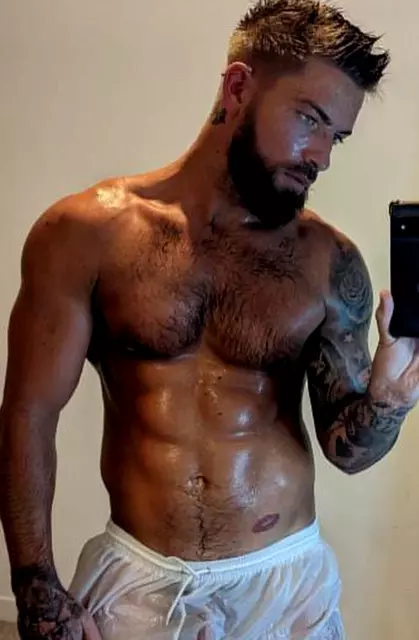 Shirtless Male Muscular Hairy Chest Beard Sweaty Beefcake Hunk PHOTO 4X6 H534