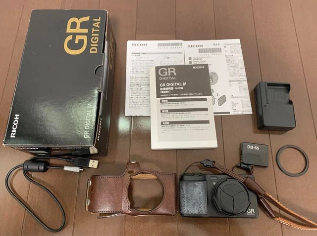 [Excellent]Ricoh GR DIGITAL Ⅳ RICOH Digital Camera Gr Digital Ⅳ with Box Case