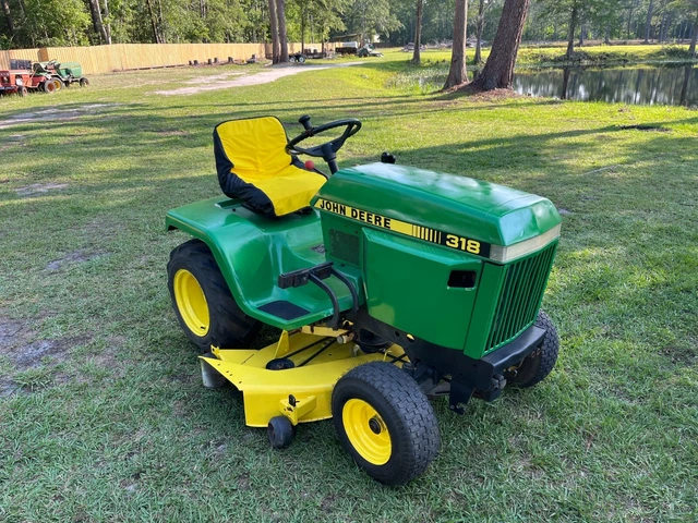 John Deere 318 Garden Tractor 20hp Linamar LX790 50" Deck John Deere 318 Garden Tractor 20hp Linamar LX790 50" Deck