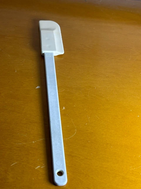 thumbnail image 2 of Pampered Chef Mini Serving Spatula #2622 – Silver, Food Prep Essential 2 of 3