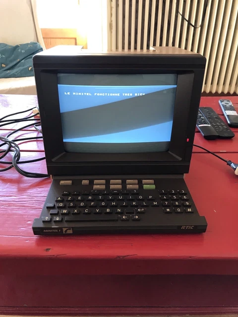 Minitel 1 modèle 9 NFZ 300 1985 - Label Emmaüs