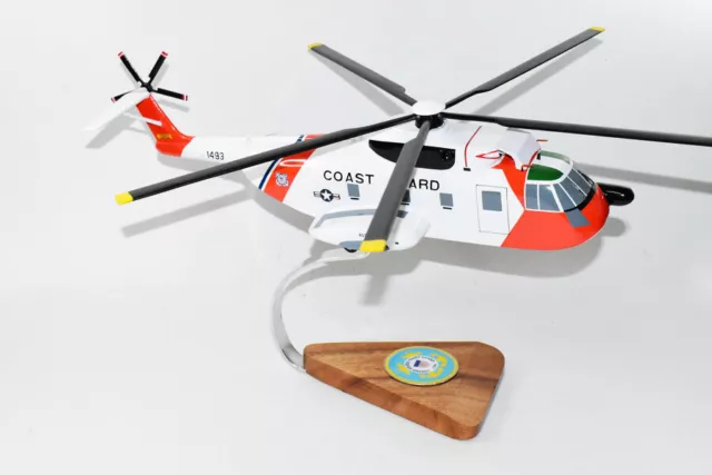 Sikorsky® SEA KING™ (Pelican), Coast Guard HH-3F, 16" Mahogany Scale Model