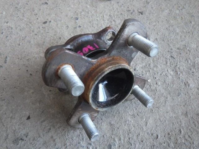 DAIHATSU Move 2013 DBA-LA100S Mozzo ruota posteriore 42410B2080 [Usato] [PA01847923]