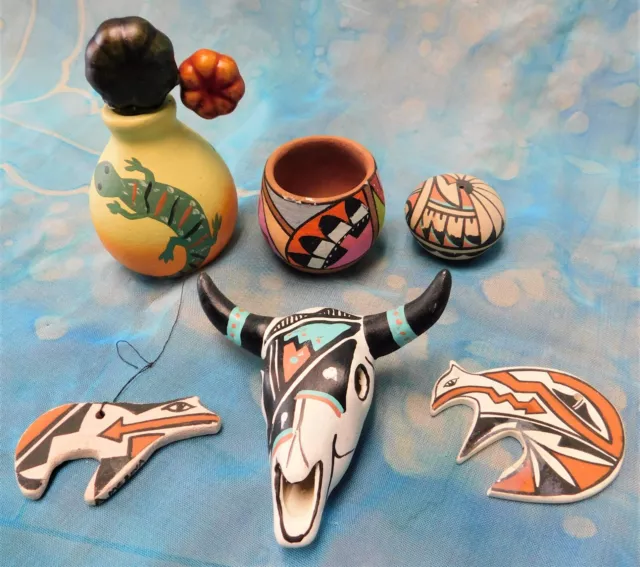 Lot Of 6 Ceramic Native American Pottery Bear Fetish Mini Buffalo Skull Decor