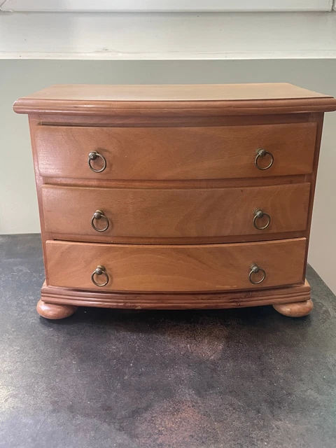 Commode de rangement blanche et bois massif style scandinave