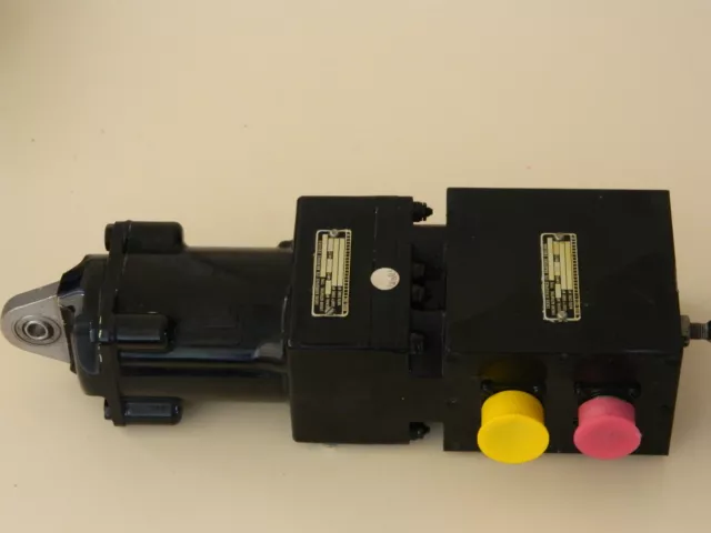 Ex RAF Tornado Linear Actuator No. 1680-021 [1R7A]