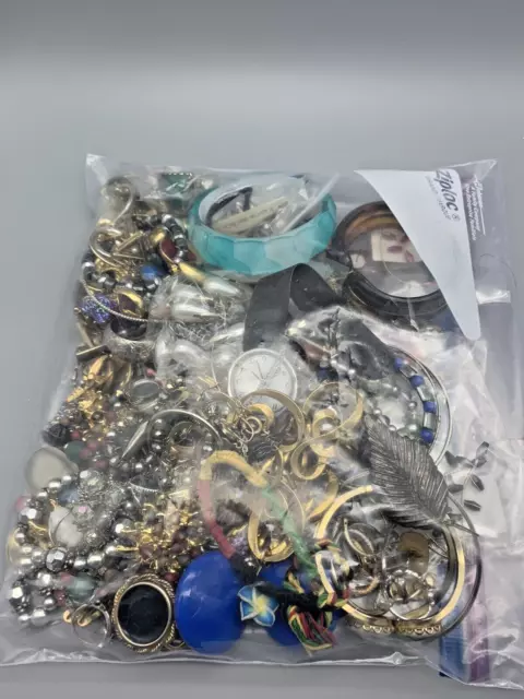 Vintage To Now Jewelry Craft Many Wearable Mixed Metals 2.5 Lbs