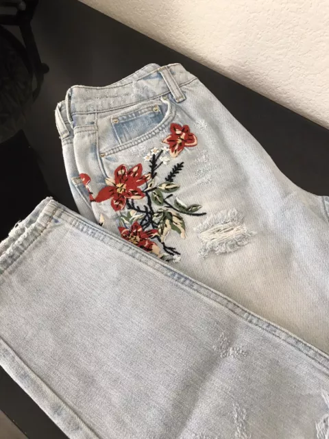 Gorgeous Topshop Embroidered Moto Mom Jeans Size W25 Brand New!