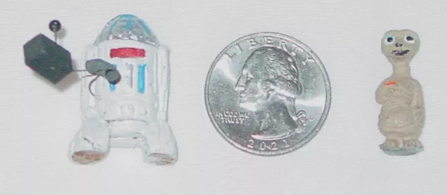 TWO RARE 1980's MINATURE COLLECTABLES -STAR WARS R2-D2 AND E.T. EXTRA-TERESTRIAL