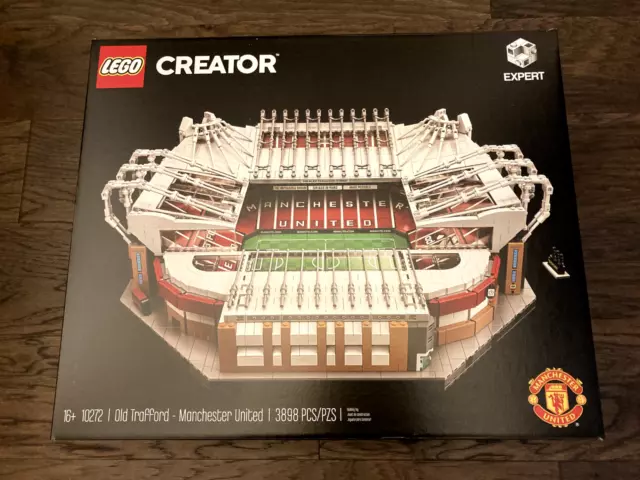LEGO Creator Expert: Old Trafford Manchester United 10272 *Please Review Photos*