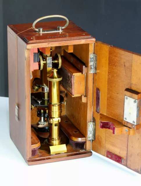 Beautiful antique E. Leitz Wetzlar microscope 1897 in an original mahogany case