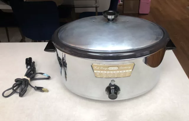 NESCO Electric 18 Qt. Turkey Roaster Oven, Model 4208-14. Tested works.  Used Exc