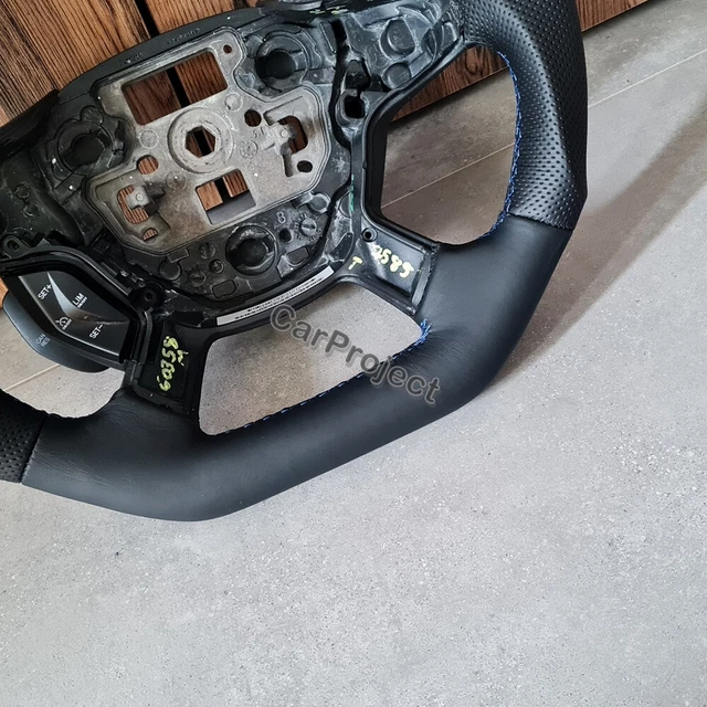 Mobile lavatoio coprilavatrice in bilaminato bianco con lavatrice a sinistra e vasca a destra