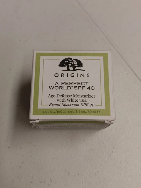 Hidratante Origins A Perfect World Age-Defense con té blanco FPS 40 -1,7 oz