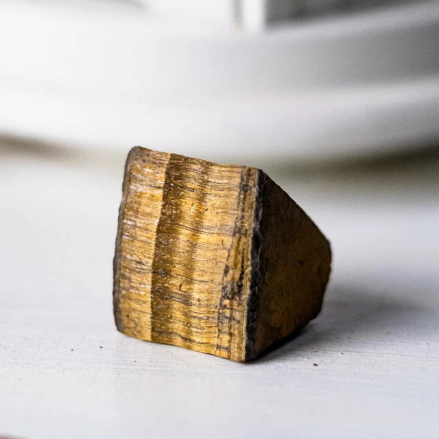 bloc de pierre oeil de tigre brut